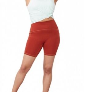 NWT Manduka's Presence Shorts - Henna